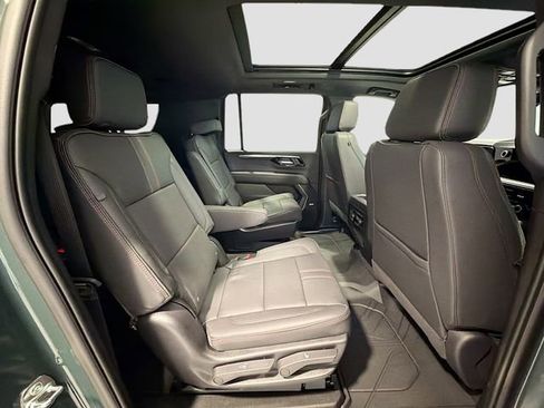 New 2026 Chevrolet Suburban RST w/ Advanced Technology Package AWD/4WD image 26