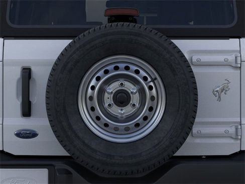 New 2025 Ford Bronco 4-Door image 24