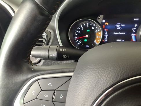 Used 2020 Jeep Compass Limited w/ Rear Convenience Group image 18