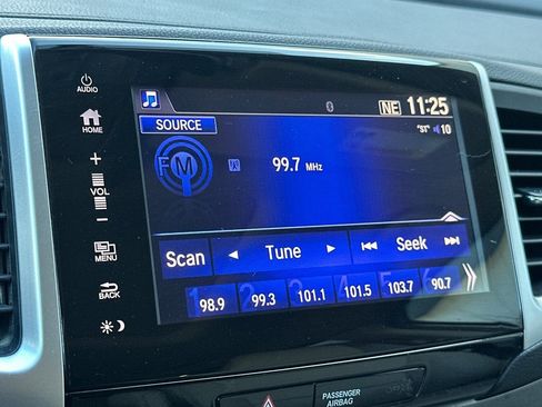 Used 2017 Honda Pilot EX-L image 23