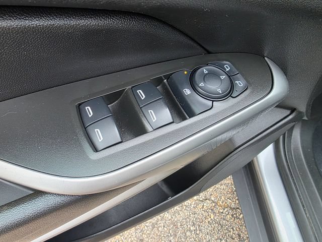 Used 2024 Chevrolet Trax RS FWD image 19