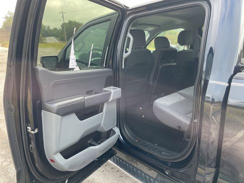 Used 2021 Ford F150 XLT w/ Equipment Group 302A High image 11