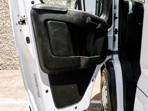 Used 2023 RAM ProMaster 2500 FWD image 32