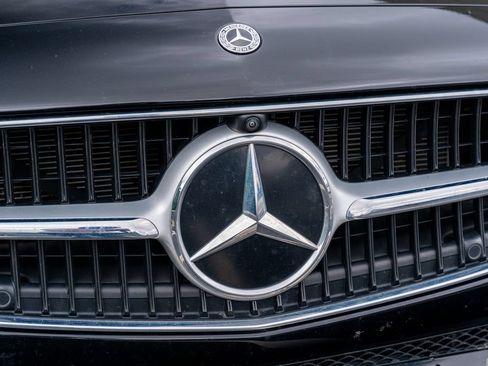 Used 2024 Mercedes-Benz C 300 4MATIC Sedan image 7