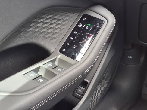 Used 2025 Audi A5 2.0T Premium Plus w/ Premium Plus AWD/4WD image 19