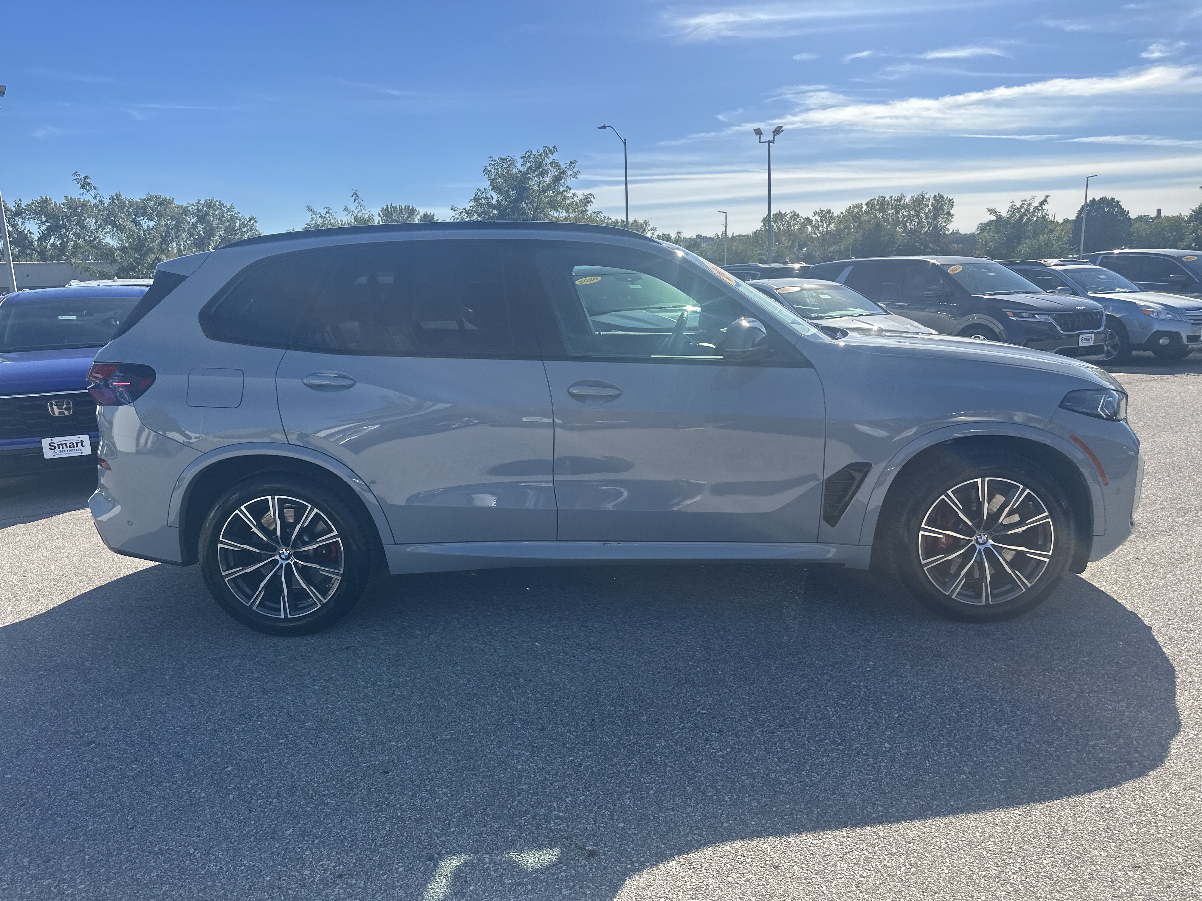 Used 2024 BMW X5 M60i w/ Parking Assistance Package AWD/4WD image 3