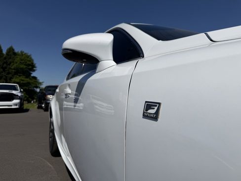 Used 2016 Lexus IS 200t w/ F Sport Package RWD image 10