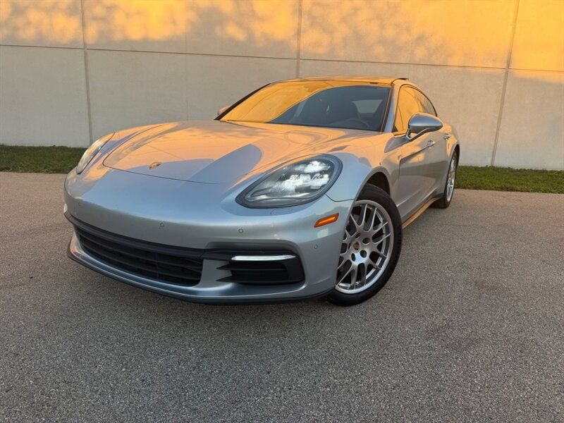Used 2017 Porsche Panamera 4 AWD/4WD image 8