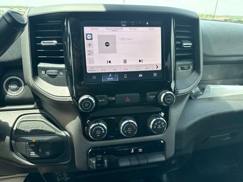 New 2026 RAM 2500 Tradesman w/ Chrome Appearance Group AWD/4WD image 33
