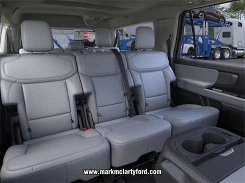 New 2026 Ford Expedition Max Platinum image 11