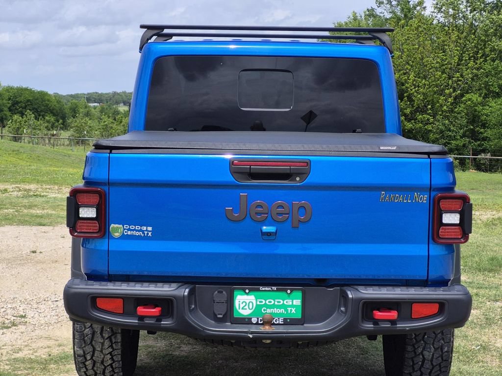 Used 2022 Jeep Gladiator Rubicon w/ LED Lighting Group AWD/4WD image 6
