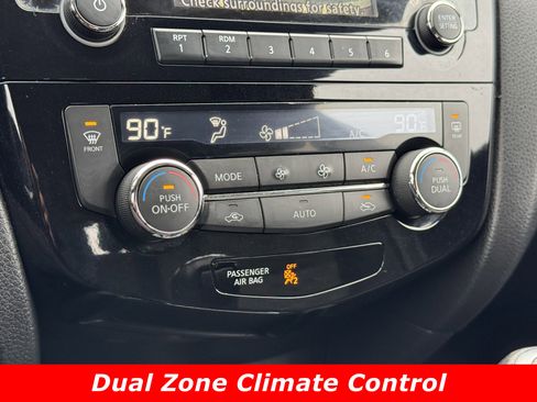 Used 2018 Nissan Rogue Sport SV w/ SV All-Weather Package image 8