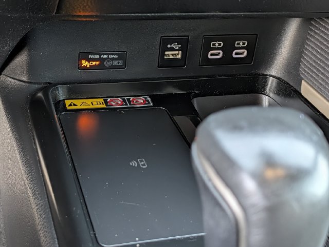 Used 2025 Toyota Camry SE w/ Multimedia Upgrade Package FWD image 17