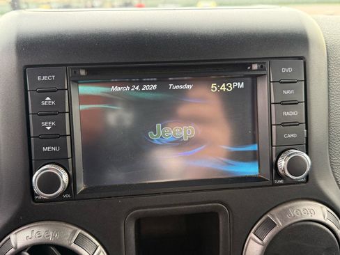 Used 2015 Jeep Wrangler Unlimited Sport image 21