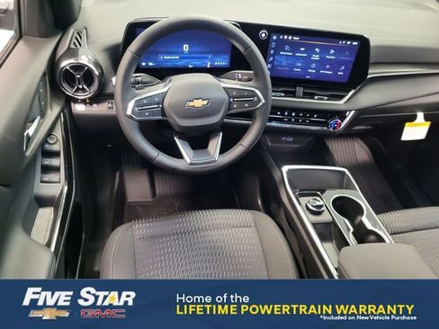 New 2026 Chevrolet Equinox LT FWD image 13