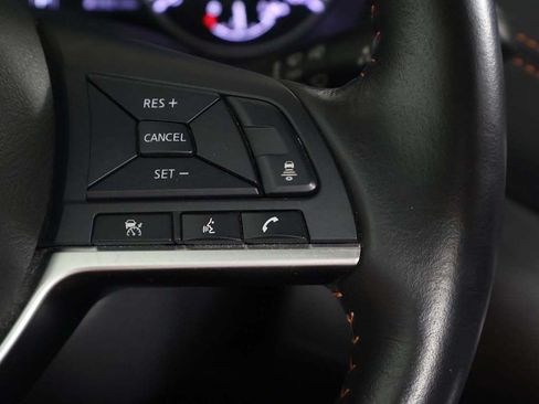Used 2023 Nissan Sentra SR w/ SR Premium Package FWD image 40