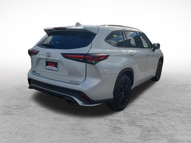 Certified 2025 Toyota Highlander XSE AWD/4WD image 7