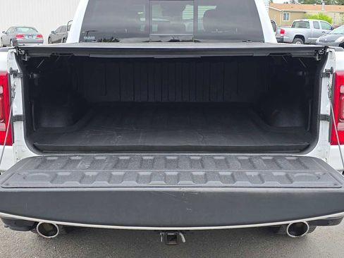 Used 2021 RAM 1500 Limited AWD/4WD image 15