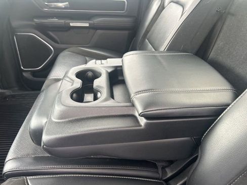 Used 2019 RAM 1500 Laramie AWD/4WD image 23