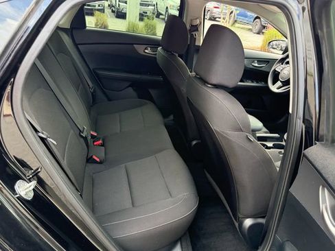 Used 2019 Kia Forte LXS image 17