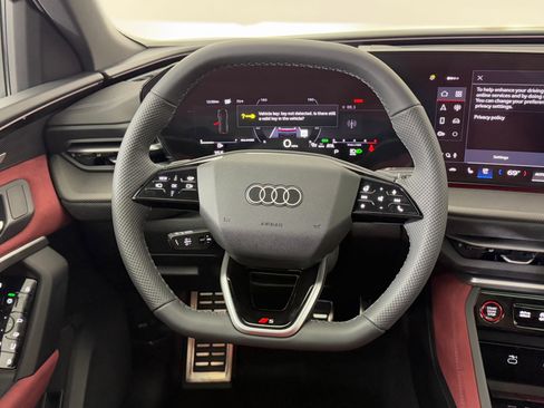 New 2025 Audi SQ5 Premium Plus image 19
