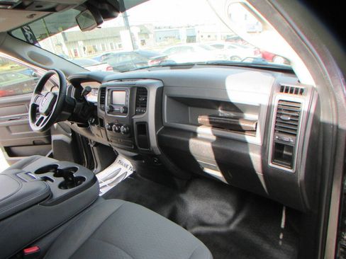 Used 2016 RAM 1500 Tradesman w/ Popular Equipment Group image 33