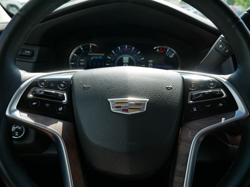 Used 2017 Cadillac Escalade ESV Premium Luxury AWD/4WD image 24