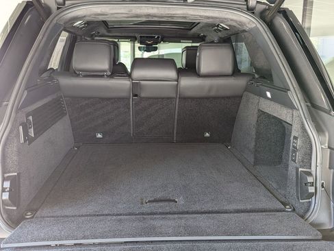 Used 2019 Land Rover Range Rover Supercharged image 24