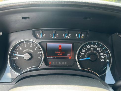 Used 2013 Ford F150 XLT w/ Luxury Equipment Group RWD image 7