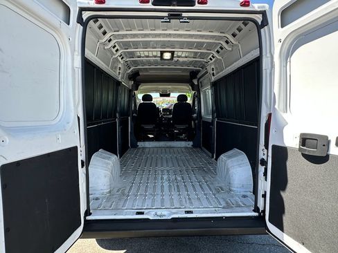 Used 2025 RAM ProMaster 3500 w/ Convenience Group FWD image 19