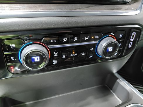 Used 2024 Chevrolet Silverado 1500 LTZ w/ Technology Package AWD/4WD image 31