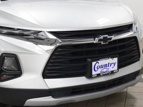 Used 2019 Chevrolet Blazer LT FWD image 13