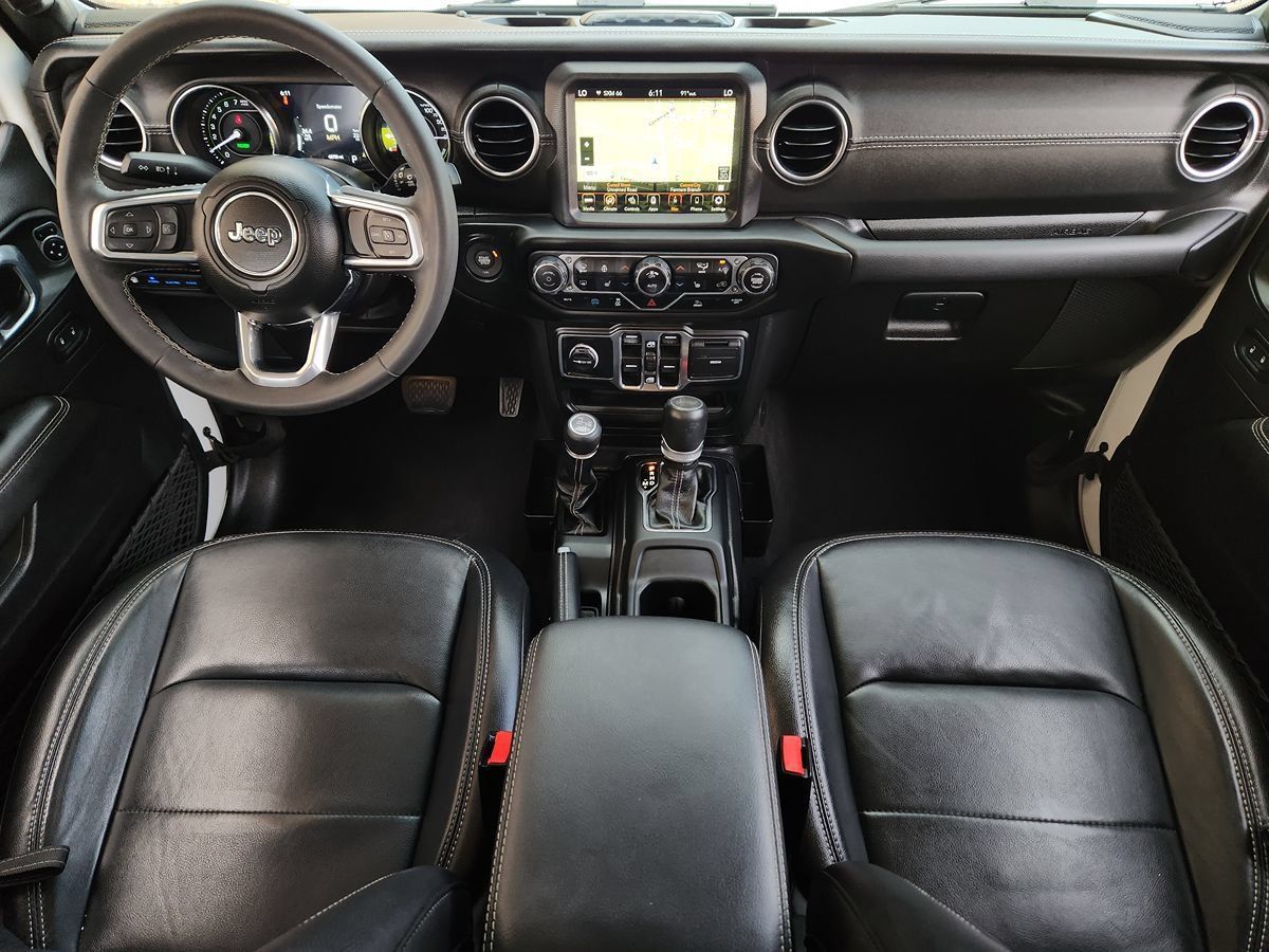 Used 2023 Jeep Wrangler Unlimited Sahara w/ Cold Weather Group AWD/4WD image 44