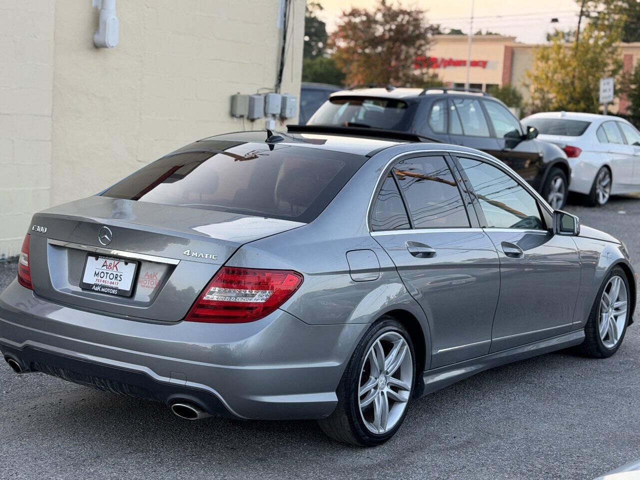 Used 2012 Mercedes-Benz C 300 4MATIC Sedan image 8