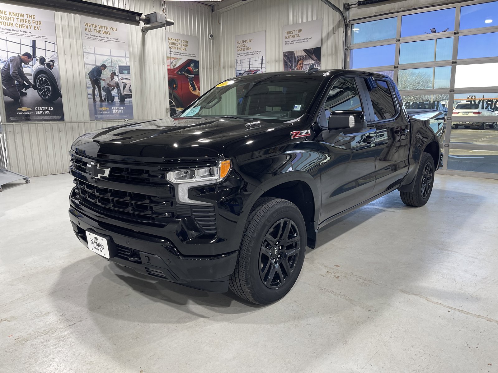 Used 2024 Chevrolet Silverado 1500 RST w/ RST All Star Premium Package AWD/4WD image 4