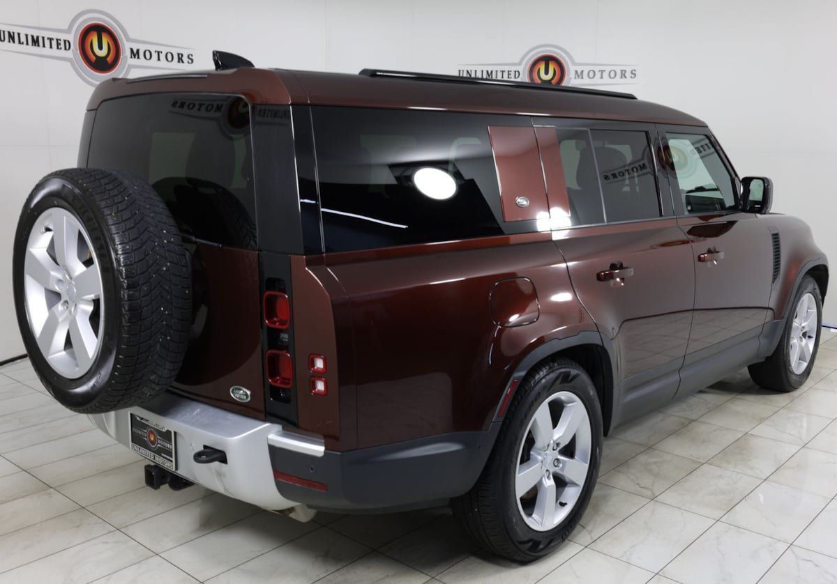 Used 2023 Land Rover Defender 130 First Edition AWD/4WD image 3