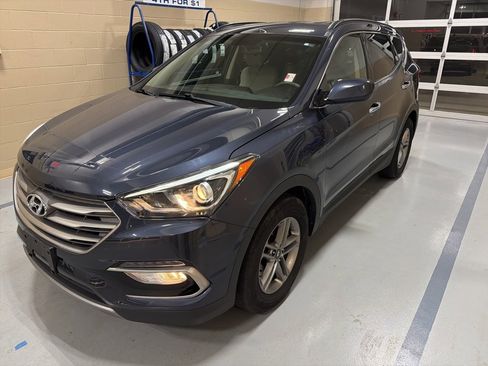 Used 2017 Hyundai Santa Fe Sport image 3
