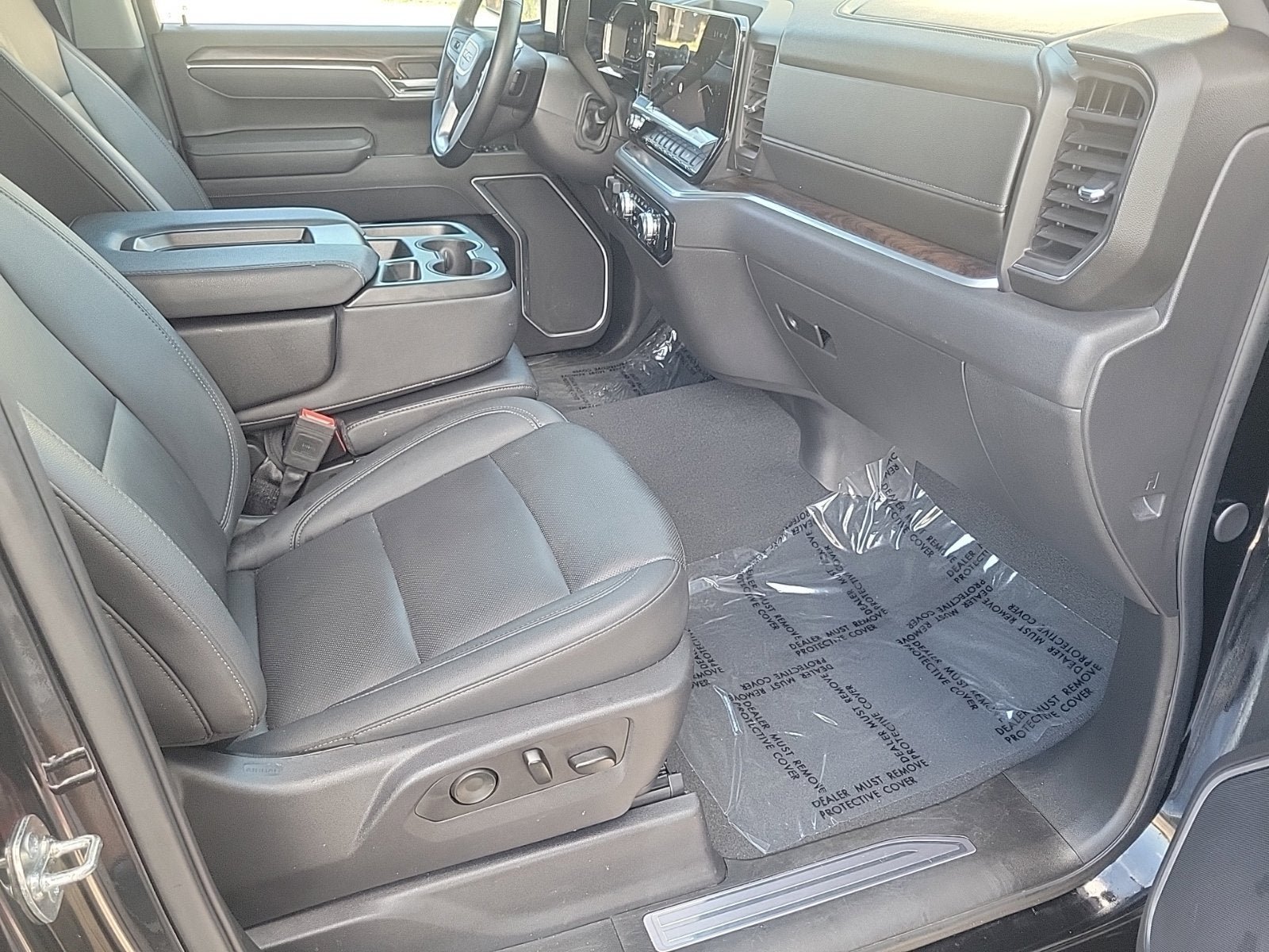 Certified 2025 GMC Sierra 1500 SLT RWD image 14
