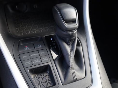 Used 2024 Toyota RAV4 LE image 11