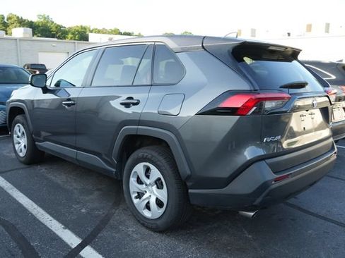 Used 2024 Toyota RAV4 LE AWD/4WD image 9
