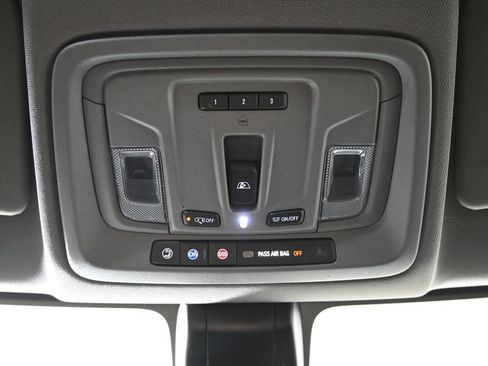 Used 2021 Chevrolet Silverado 1500 LTZ w/ Safety Package II AWD/4WD image 34