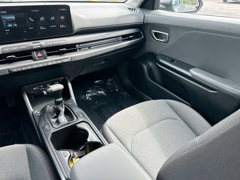 Used 2025 Kia K4 FWD image 21