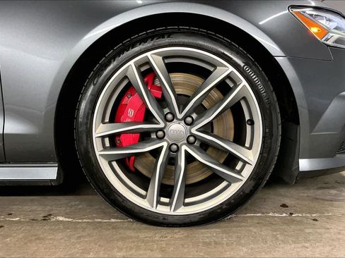 Used 2017 Audi S6 Prestige image 12