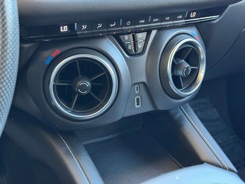Used 2023 Chevrolet Blazer LT w/ Midnight/Sport Edition image 31
