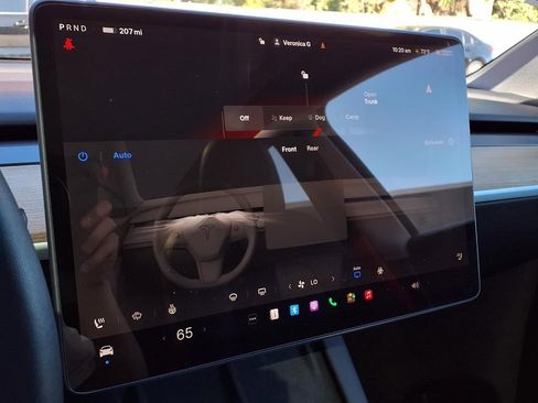 Used 2024 Tesla Model Y Long Range image 12