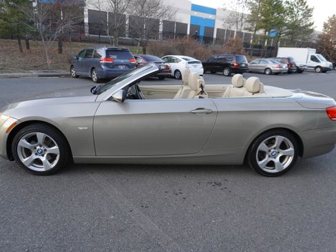 Used 2009 BMW 328i Convertible image 9