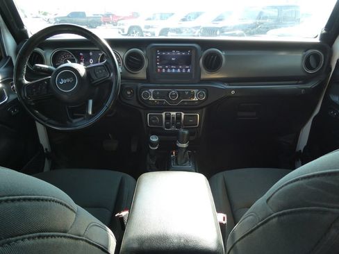 Used 2021 Jeep Gladiator Sport AWD/4WD image 21