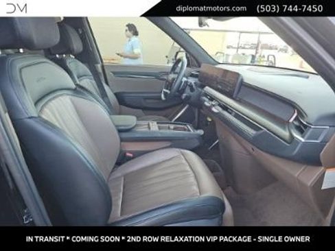 Used 2024 Kia EV9 GT-Line AWD/4WD image 2