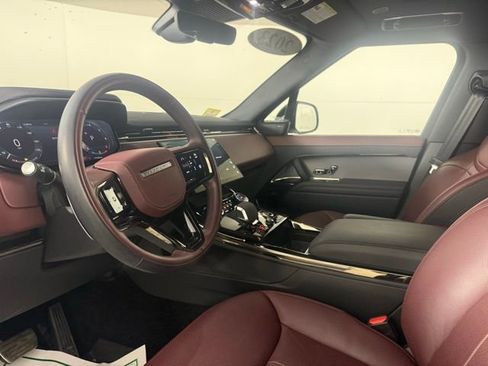 Used 2023 Land Rover Range Rover Sport SE Dynamic image 6