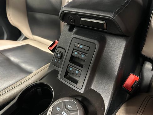 Used 2024 Ford Bronco Wildtrak AWD/4WD image 37